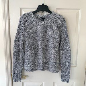 H&M Black and White Crewneck Sweater Size M